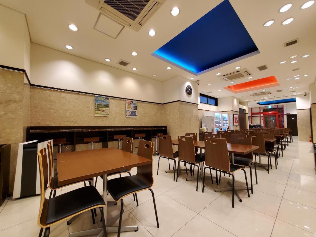 Toyoko Inn Osaka Semba Higashi Exterior foto